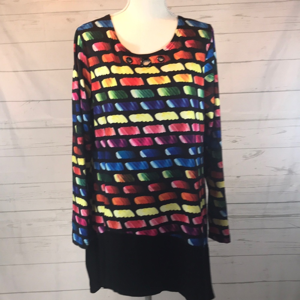 Max & Rina Tunic Top